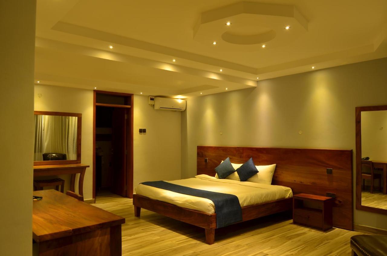 Nile Village Hotel & Spa 진자 외부 사진
