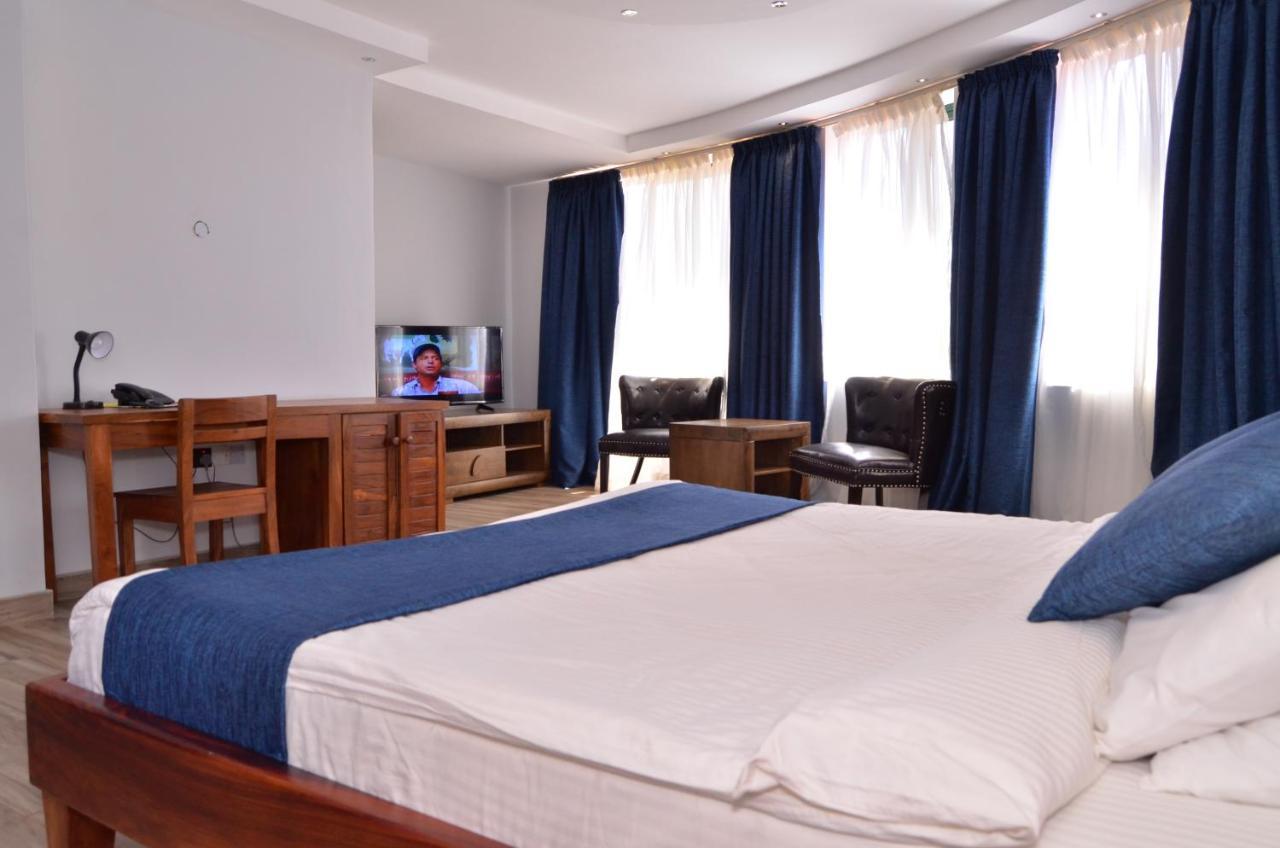 Nile Village Hotel & Spa 진자 외부 사진