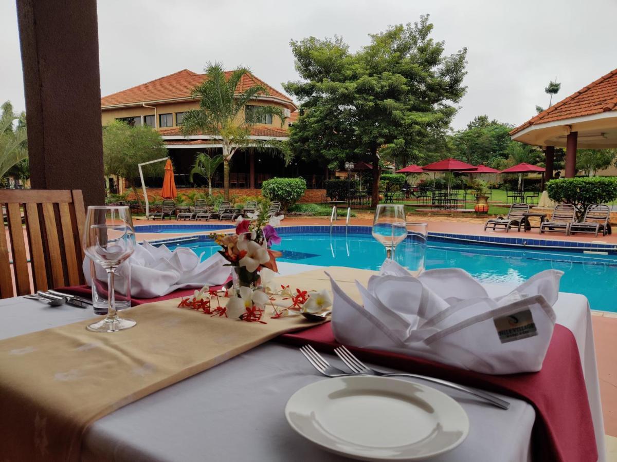 Nile Village Hotel & Spa 진자 외부 사진
